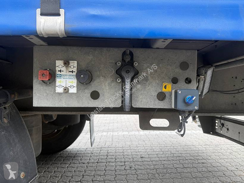 نصف مقطورة Kel-Berg Curtainsider / Planenauflieger