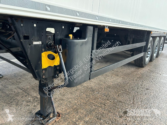 Oplegger Schmitz Cargobull Reefer Standard