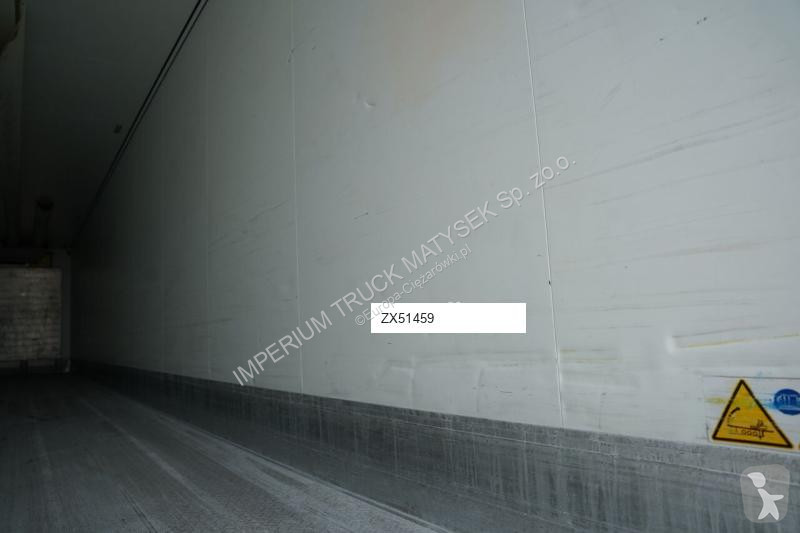 نصف مقطورة Schmitz Cargobull