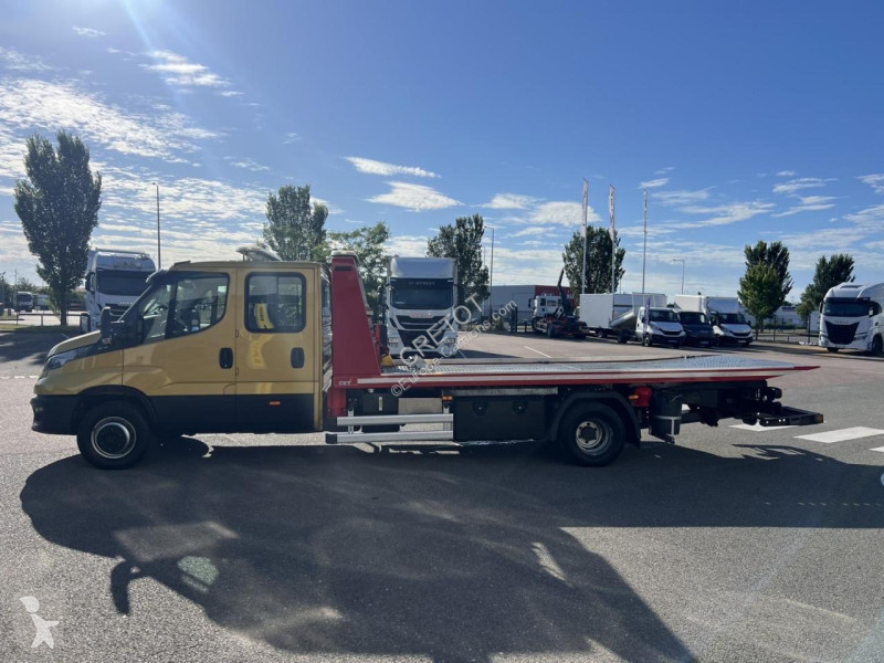 Véhicule utilitaire Iveco DAILY 70C18 D/P Euro6...