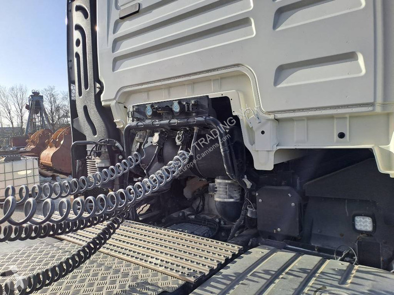 شاحنة مفصلية MAN S300CX ALU + AN TGX18.470...