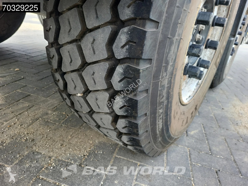 نصف مقطورة Schmitz Cargobull SCB*S3D Lift Axle...