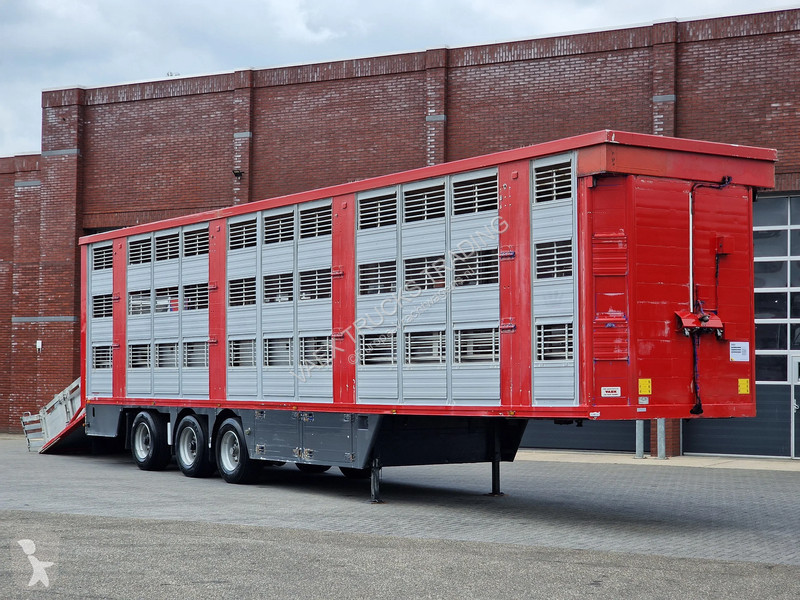 نصف مقطورة Finkl 3 deck - lift- water - vans -...