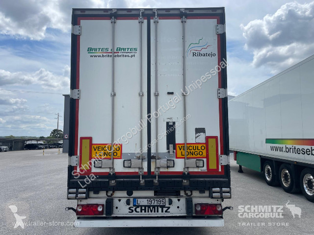 نصف مقطورة Schmitz Cargobull Semitrailer Reefer...