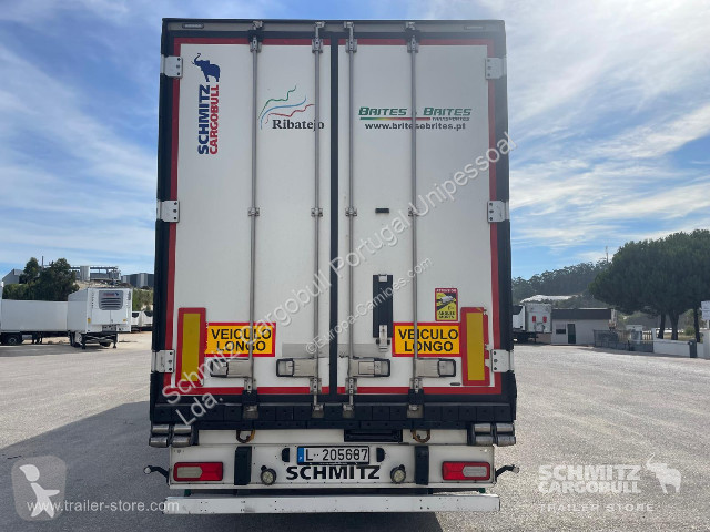 نصف مقطورة Schmitz Cargobull Semitrailer Reefer...