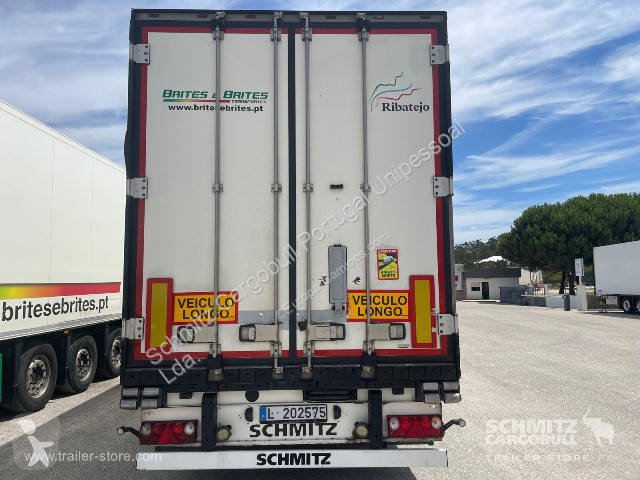 نصف مقطورة Schmitz Cargobull Semitrailer Reefer...