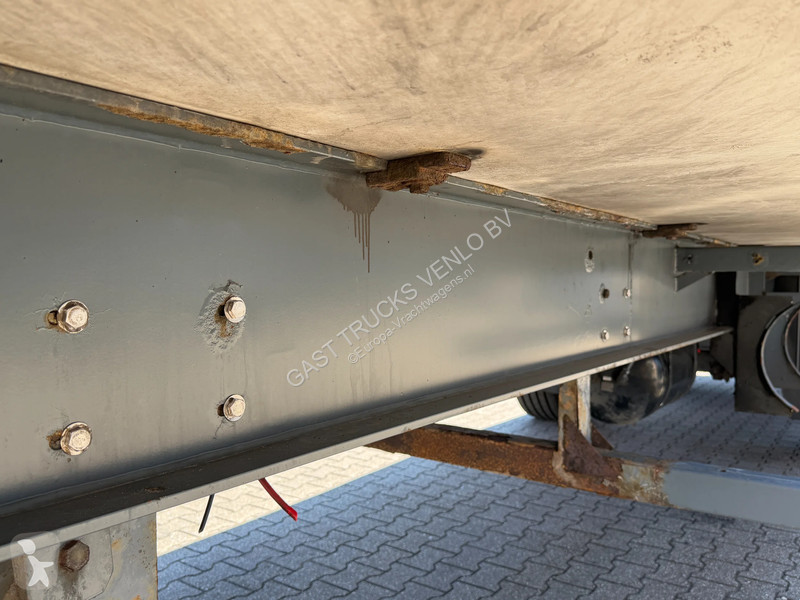 نصف مقطورة Floor Closed Box / Stuur-As /...