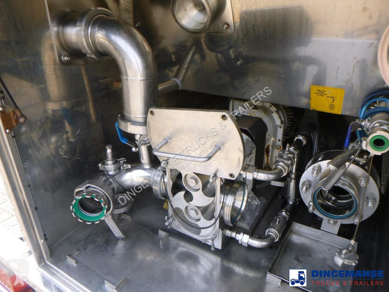 نصف مقطورة Van Hool Food tank inox 28 m3 / 1 comp