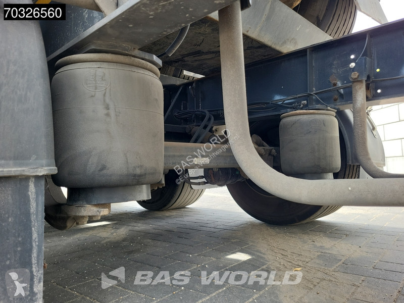نصف مقطورة Kässbohrer CS Lift Axle