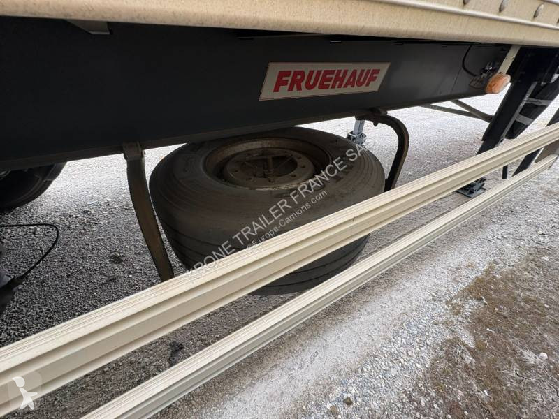 Semirimorchio Fruehauf
