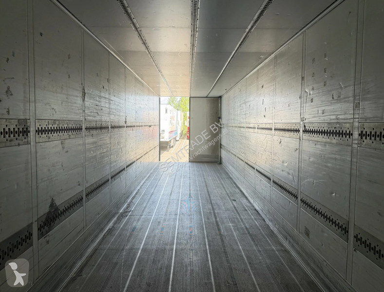 نصف مقطورة Schmitz Cargobull N/A SCB*S3B...