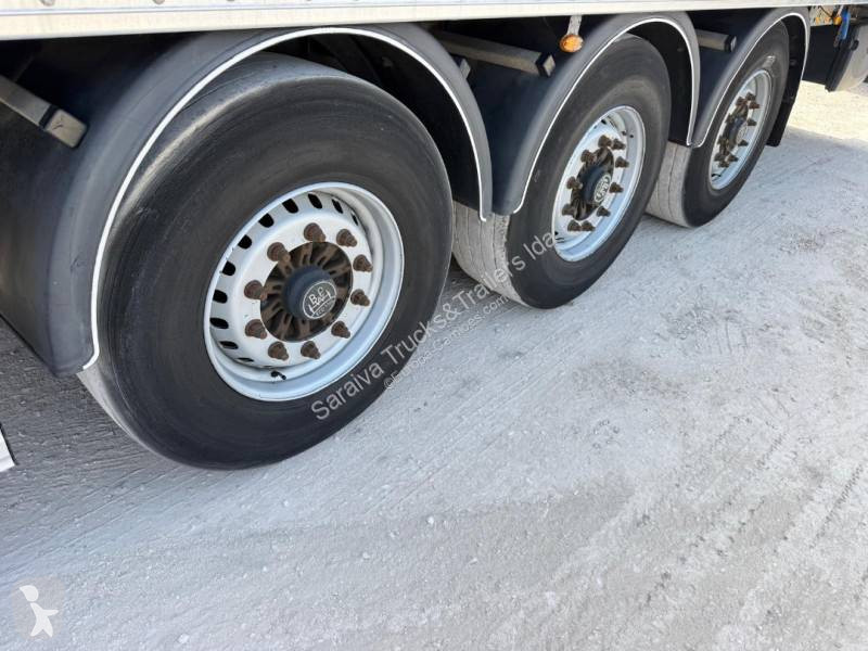 Fruehauf  semi-trailer