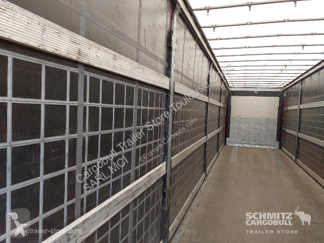 Полуприцеп Schmitz Cargobull Semitrailer...