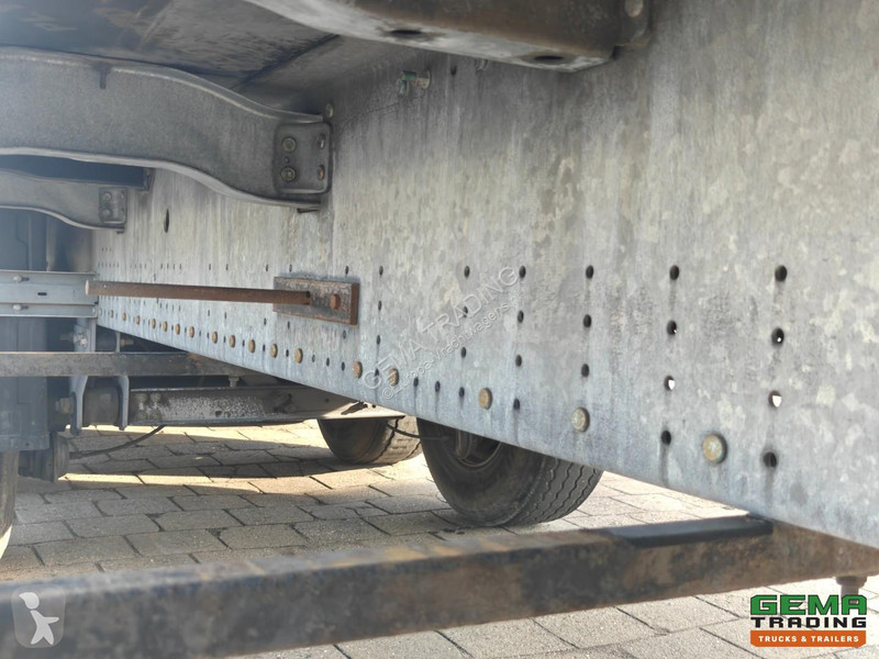 Полуприцеп Schmitz Cargobull SCB*S3T Sliding...
