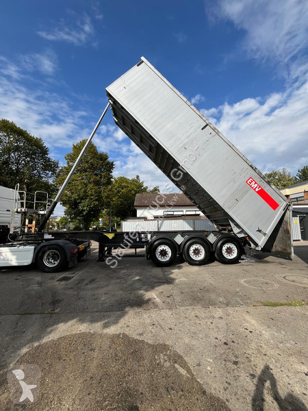 Semitrailer Langendorf SKA 24/30 Getreidekipper...