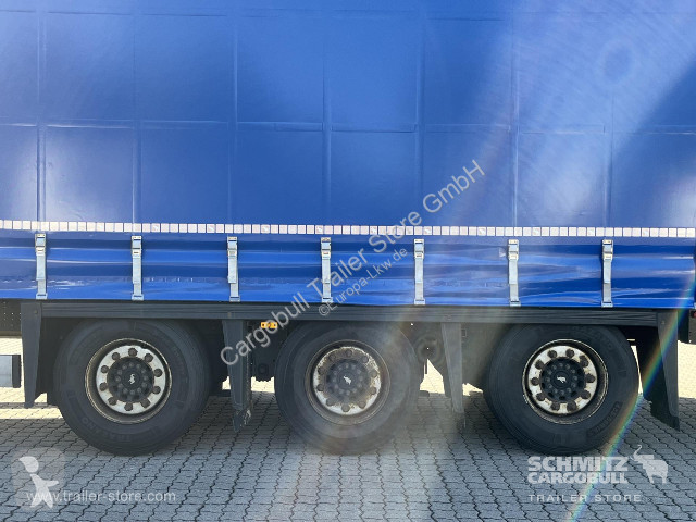 نصف مقطورة Schmitz Cargobull Curtainsider Mega...