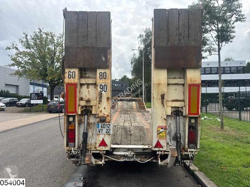 Semirremolque ACTM Lowbed Hydro, Steel suspension