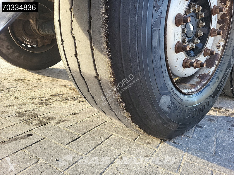 Schmitz Cargobull SGF*S3 3 axles Lift axle...