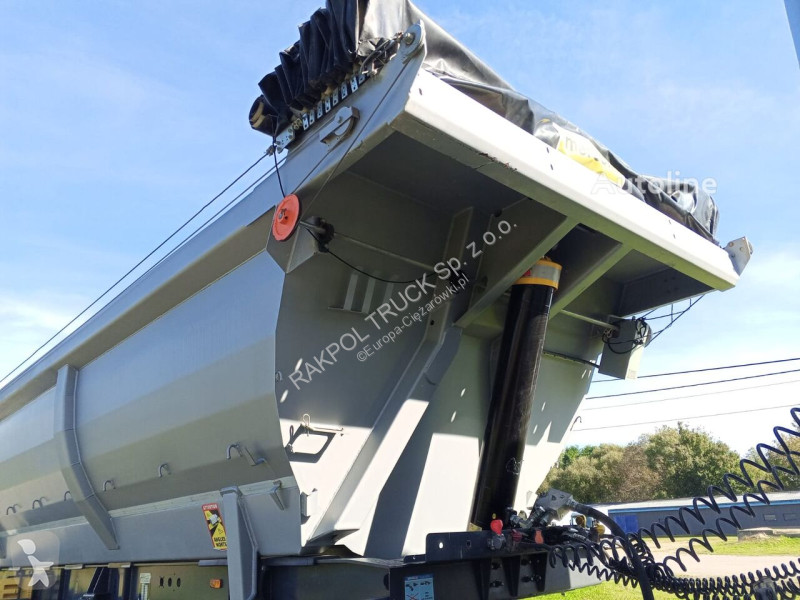 Fruehauf  semi-trailer