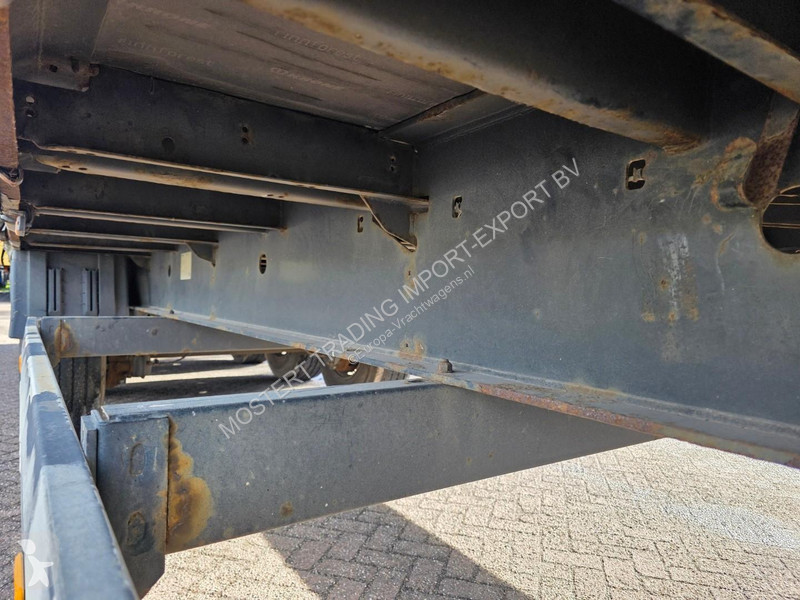 Krone 27 - BPW Axles - Disc Brakes 3-axle...