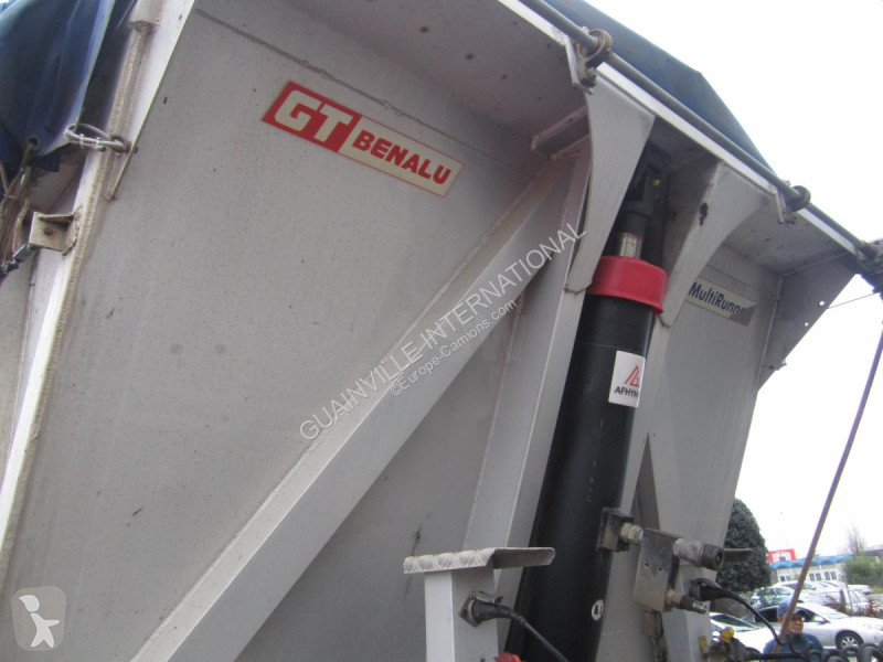 Semitrailer General Trailers