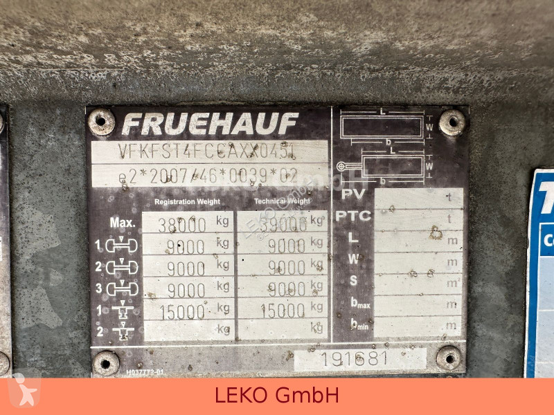نصف مقطورة Fruehauf Frigo Semi 38T Vector...
