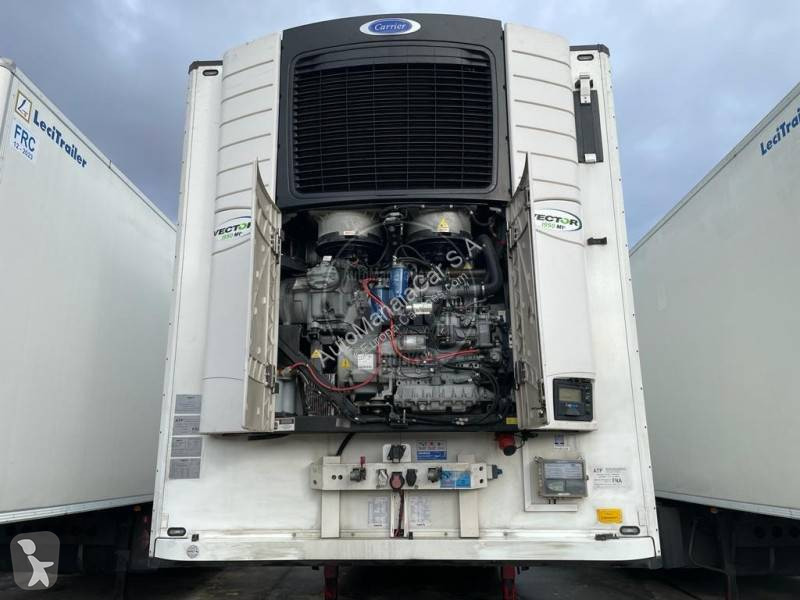 Semitrailer Schmitz Cargobull SCB-S3B 3 EIXOS...