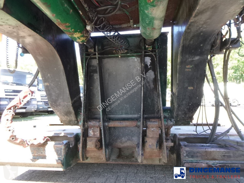 Semiremorca Nooteboom 3-axle lowbed trailer 33...