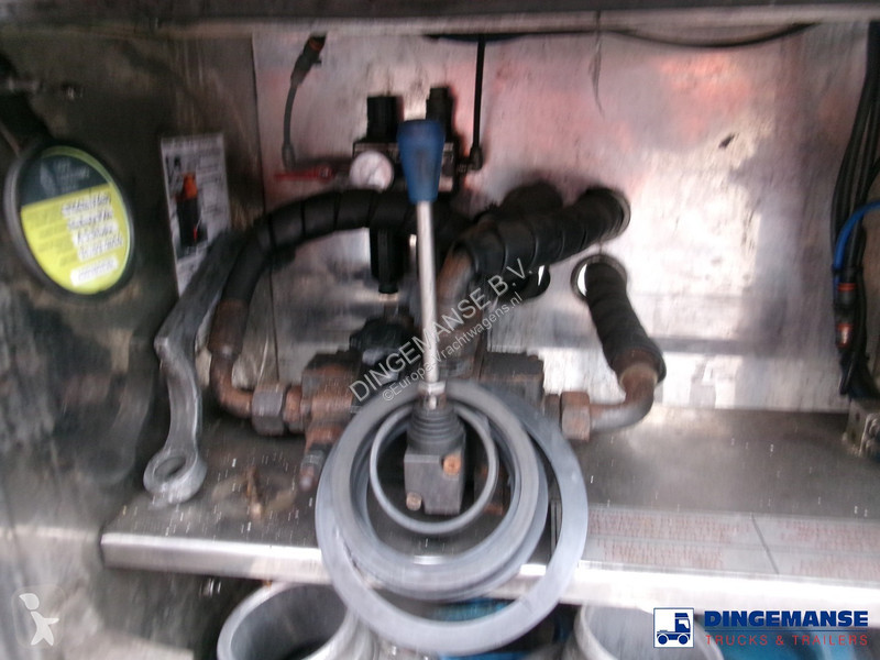 Semiremorca LAG Fuel tank alu 44.5 m3 / 6 comp...