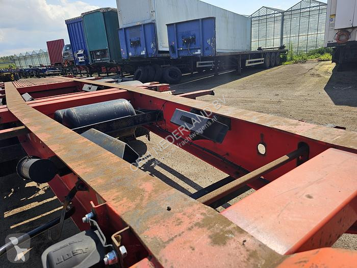 Semitrailer Krone 27 | 3 axle container chassis...