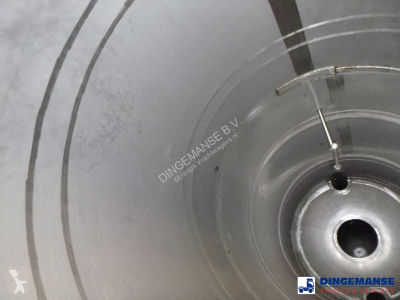 Semiremorca  Food tank inox 30 m3 / 1 comp + pump