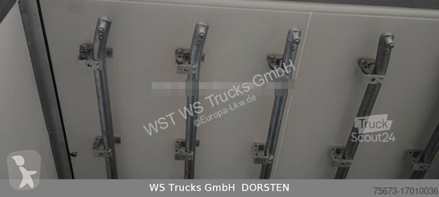 Semitrailer Krone Kühlauflieger Carrier Vector...