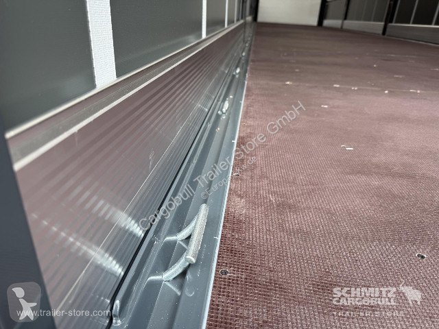 Oplegger Berger Curtainsider Standard Getränke