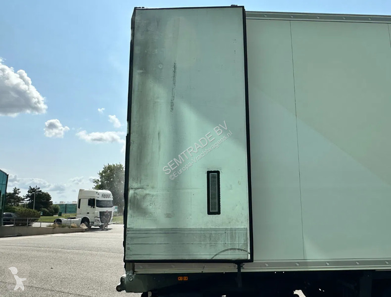 Semitrailer Schmitz Cargobull SCB*S3B CARRIER...