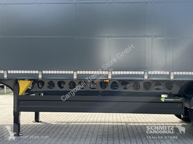 Semitrailer Berger Curtainsider Coil