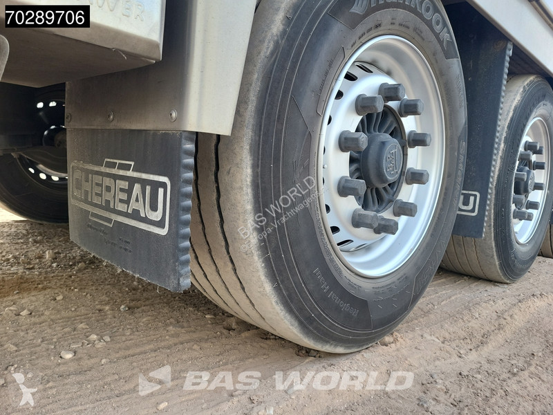 Semitrailer Chereau Thermoking SLXe 300 3 axles...