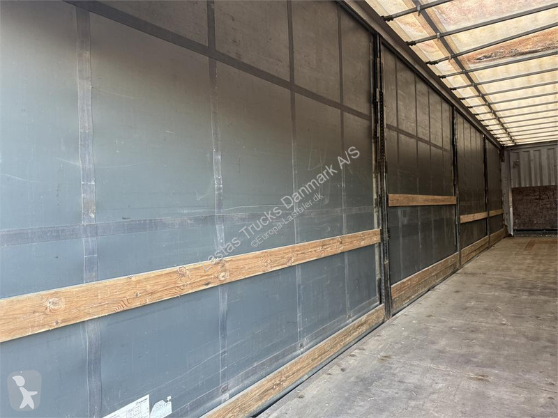 نصف مقطورة Krone Curtainsider / Planenauflieger