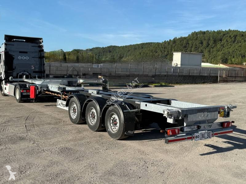 Полуремарке Fliegl V1