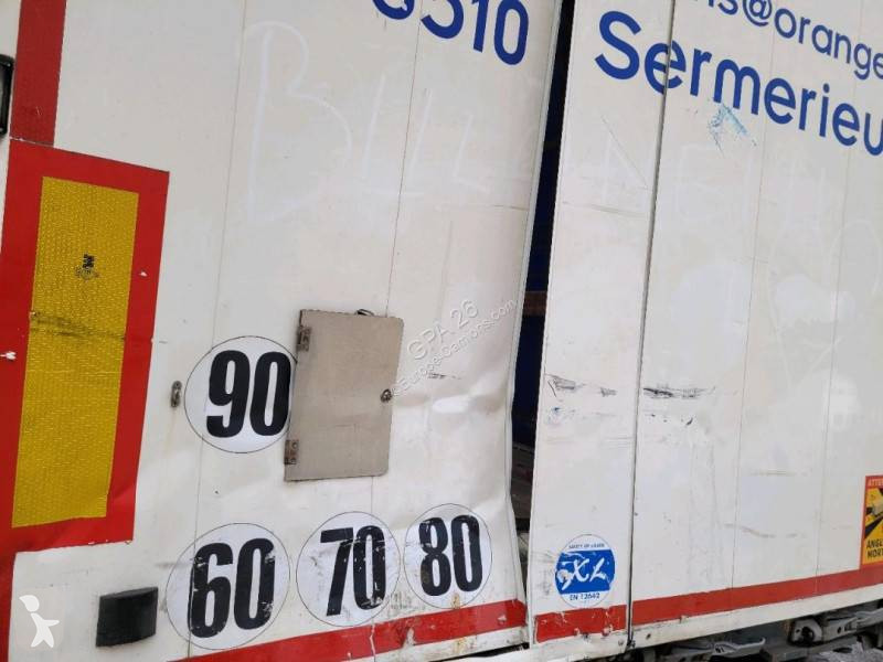نصف مقطورة Fruehauf FKSRT4