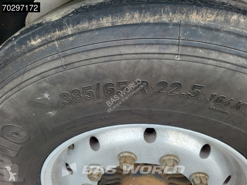 Semi remorque  39000L Liftachse Cement