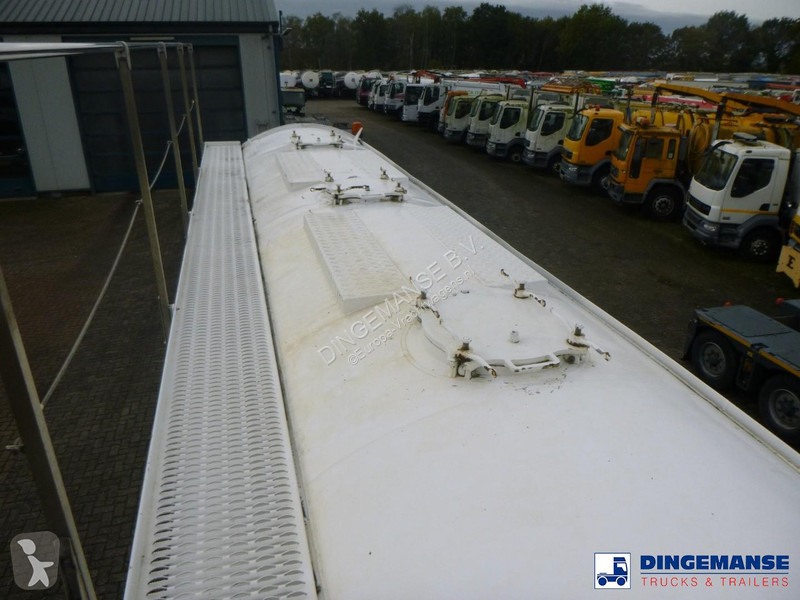 Semi remorque Feldbinder Powder tank alu 40 m3...