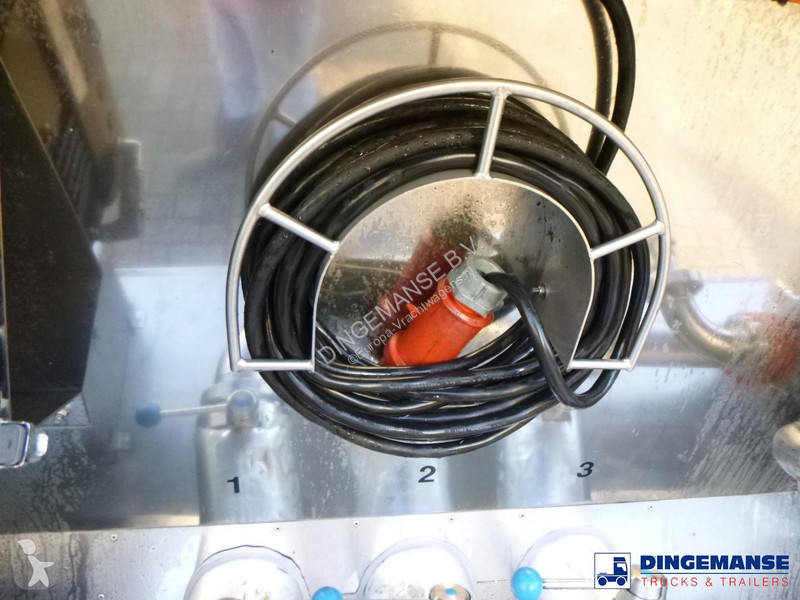 نصف مقطورة LAG Food tank inox 32m3 / 3 comp +...