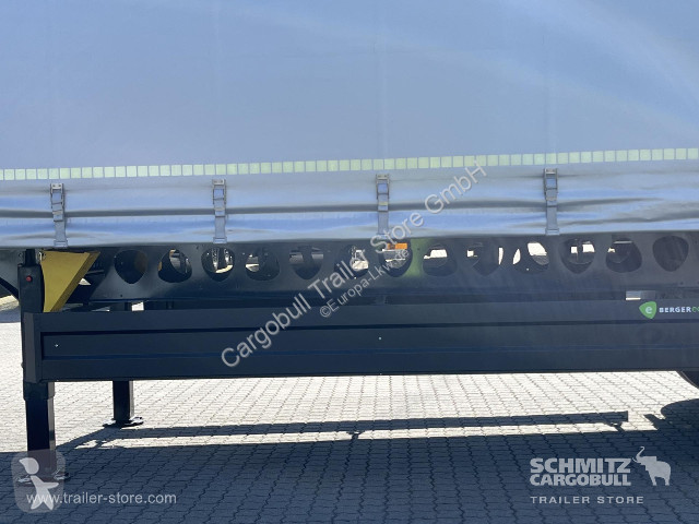 نصف مقطورة Berger Curtainsider Standard Getränke