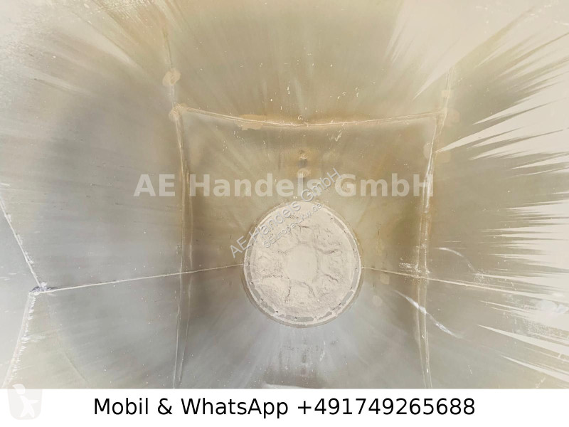 نصف مقطورة Feldbinder EUT Zementsilo...