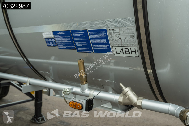 نصف مقطورة Kässbohrer STS 3 axles NEW! 32.000L...