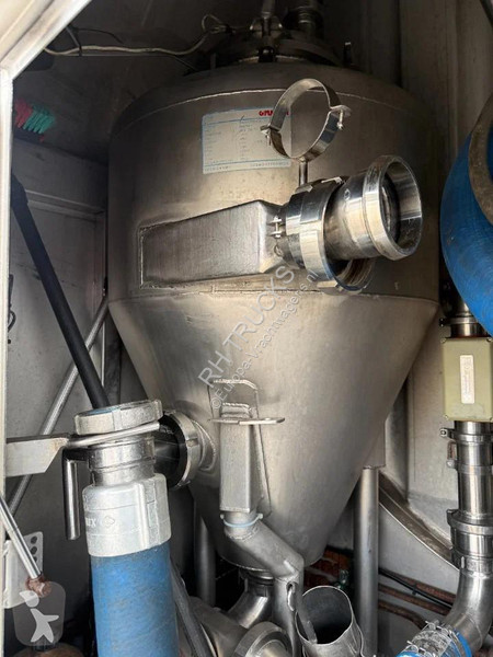 Oplegger Magyar S40EBT 3 AXLE MILKTANK
