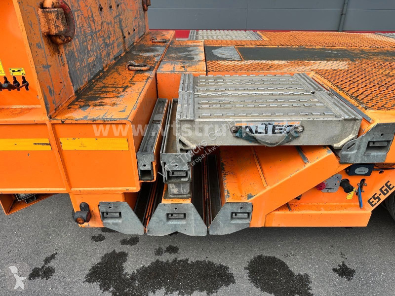 Transport utilaje Faymonville MULTIMAX 4.Achs...