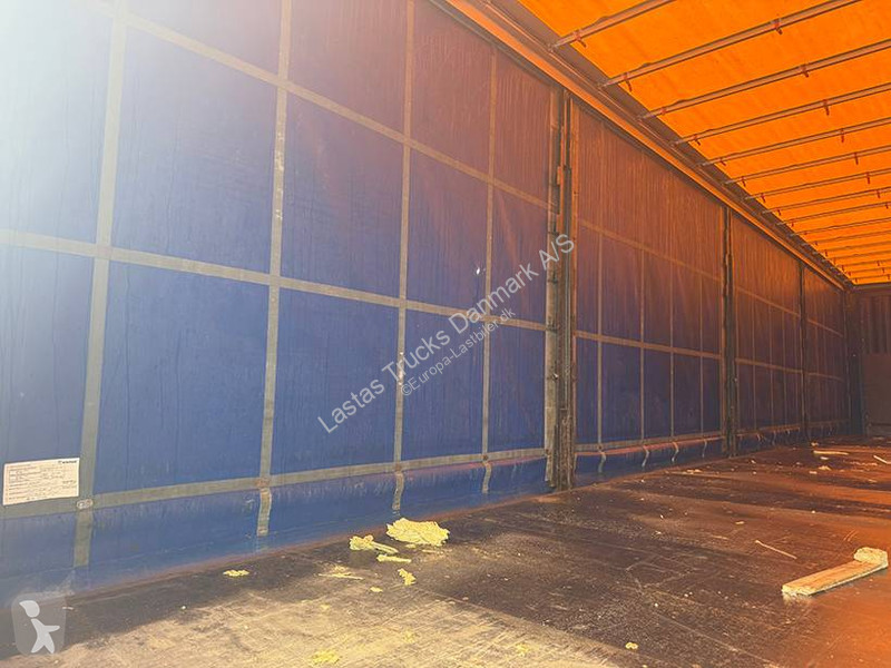 نصف مقطورة Krone Curtainsider / Planenauflieger