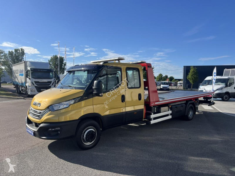 Véhicule utilitaire Iveco DAILY 70C18 D/P Euro6...