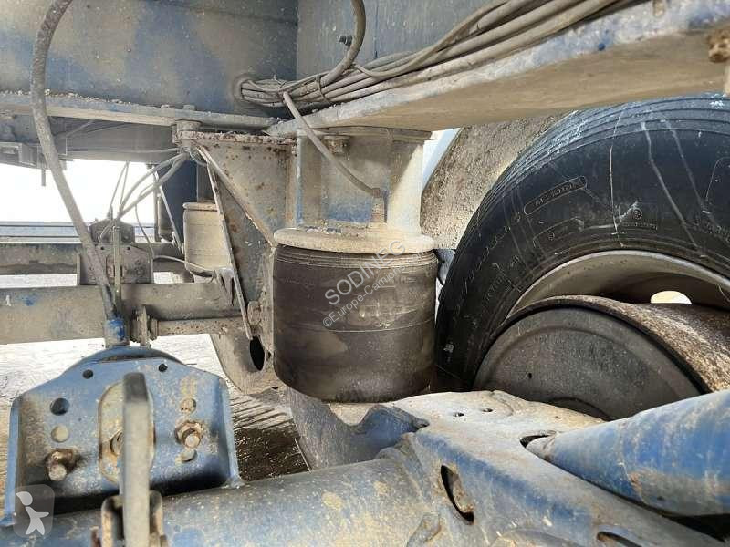 Semi remorque Benalu  3 ESSIEUX